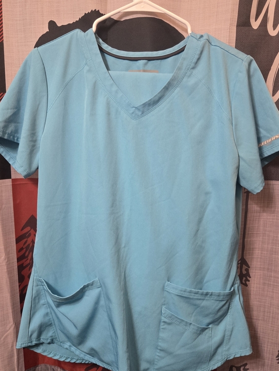 Skechers Other - Skechers Women’s V-Neck Tee Top - Bottoms Light Blue